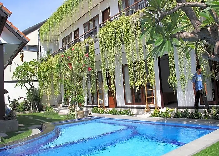 Bali Full Moon 4*