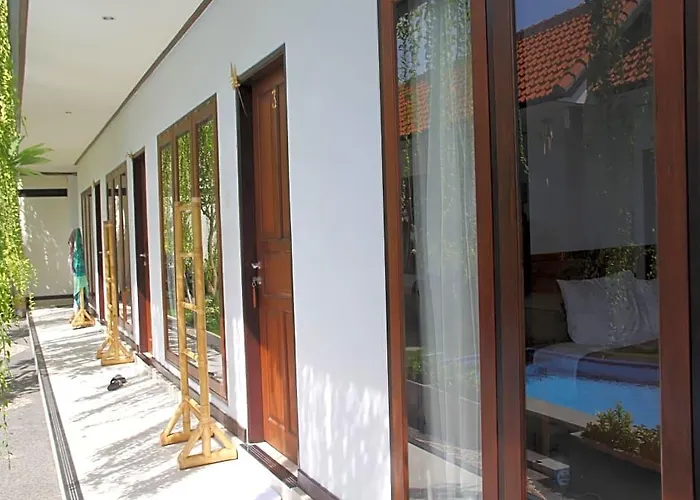 Bali Full Moon Guest house 4*