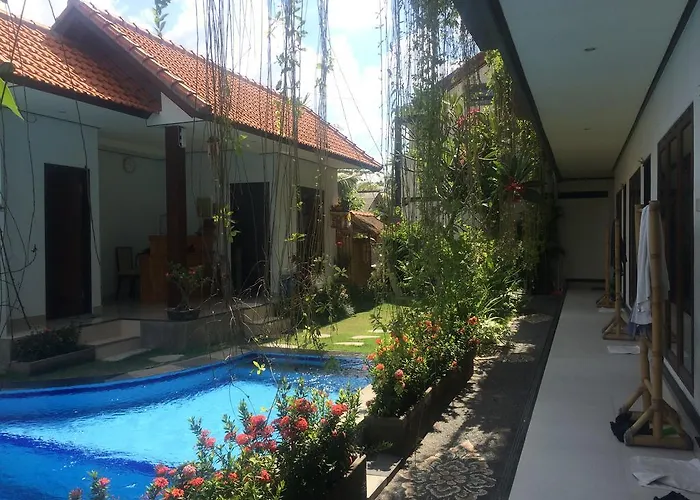 Guest house Bali Full Moon 4*